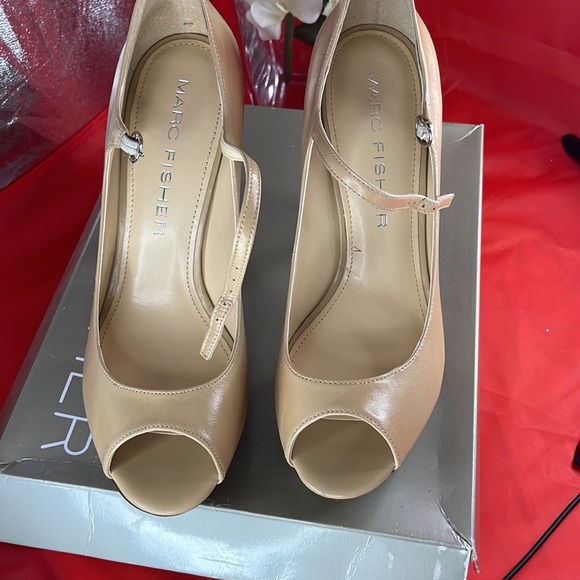 Marc Fisher NIB Size 8.5 - Picture 6 of 6